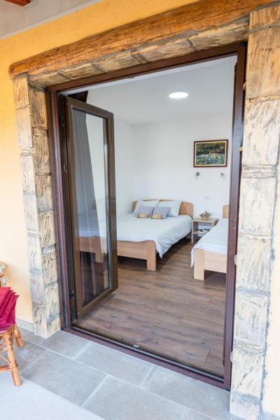 Apartmani Zapis Vrdnik Exterior foto